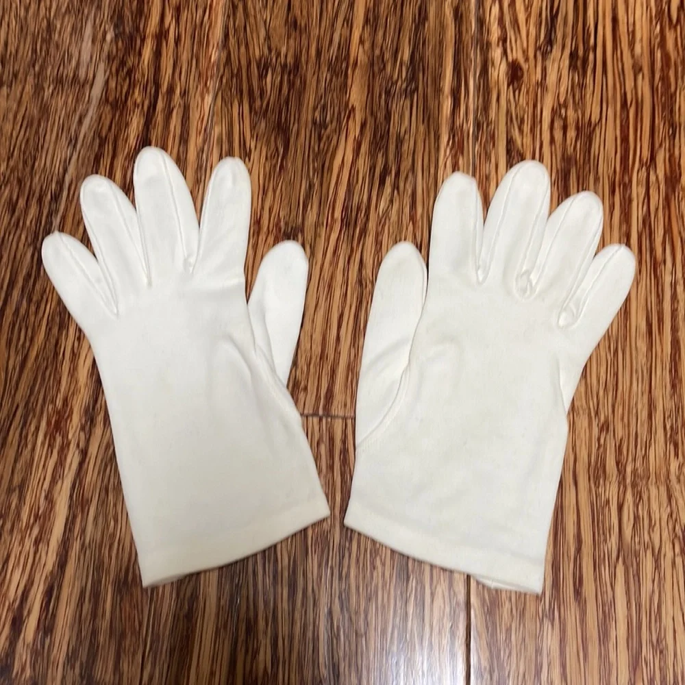 Vintage white short felt driving gloves one size